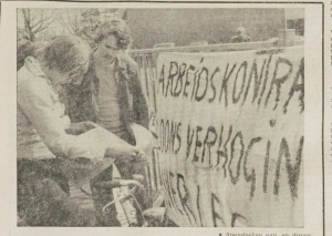Foto in Leidsch Dagblad 14 april 1976
